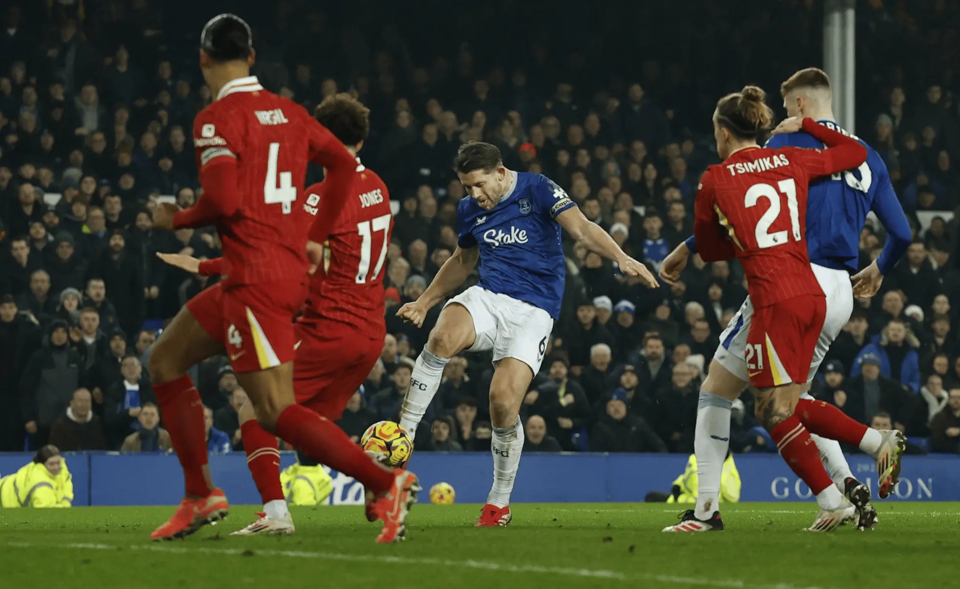 利物浦全队表现神勇,客场告捷 利物浦全队表现神勇,客场告捷