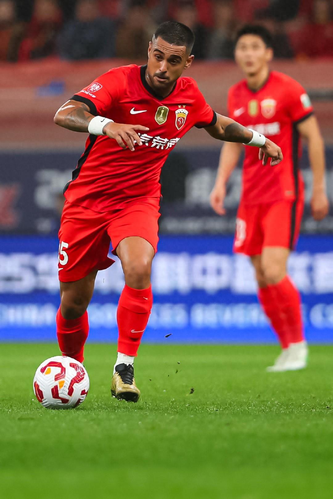 关于大牌球员集体复出,球队士气高涨!的信息 关于大牌球员集体复出,球队士气高涨!的信息