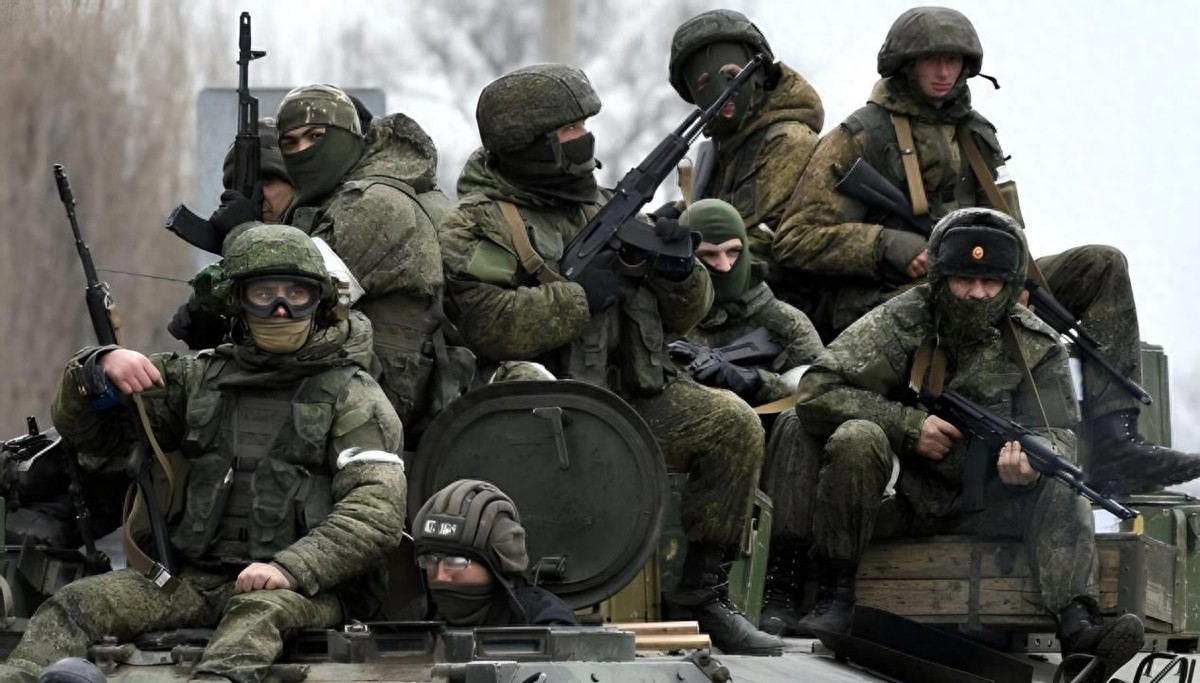 俄罗斯队积极训练备战,一往无前的简单介绍 俄罗斯队积极训练备战,一往无前的简单介绍