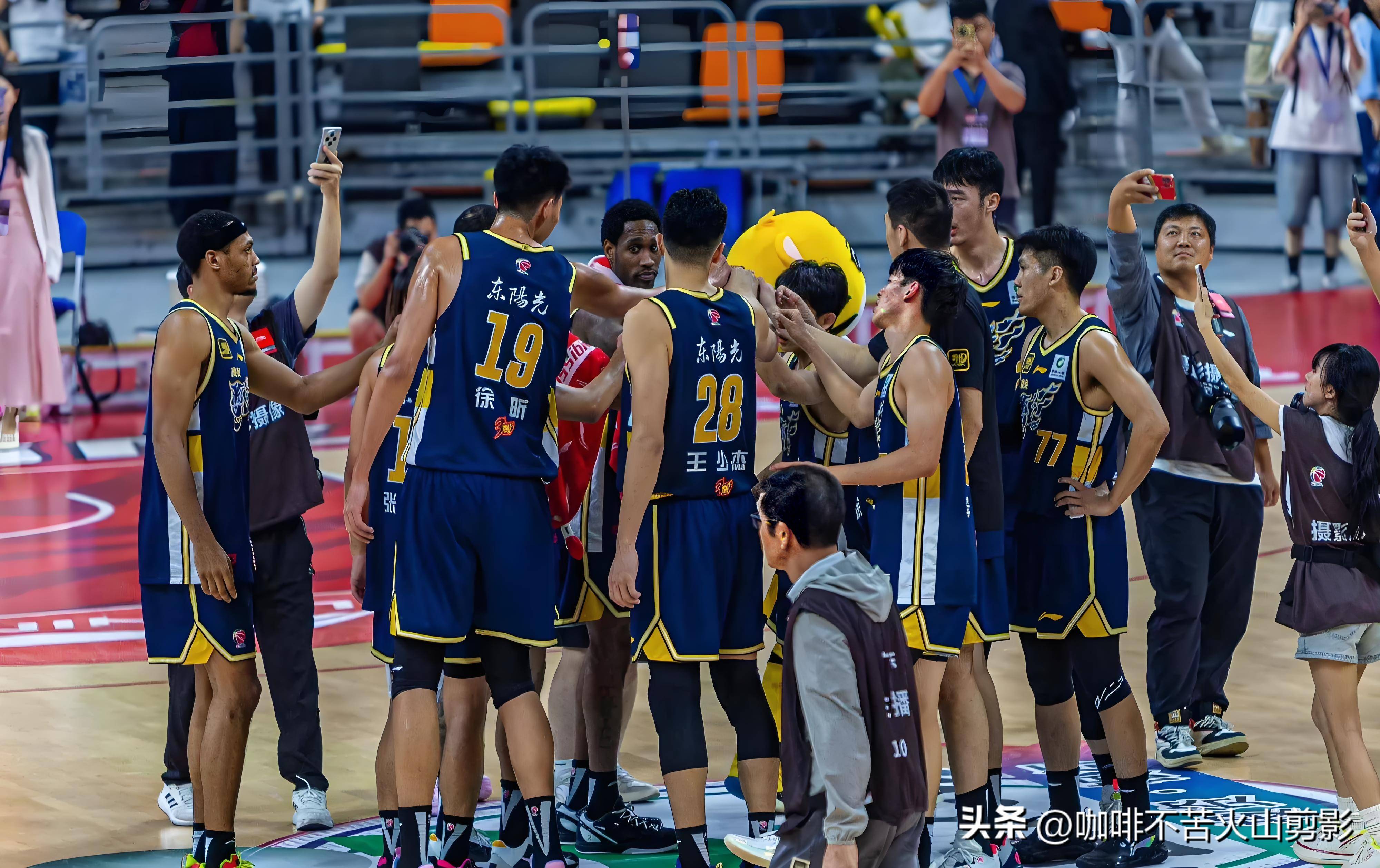 关于广东男篮强劲阵容备战总决赛,实力无法低估!的信息 关于广东男篮强劲阵容备战总决赛,实力无法低估!的信息