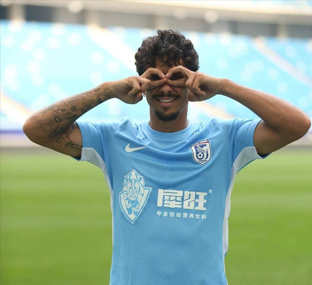 关于传奇球星重返中超赛场,准备为球队再战的信息 关于传奇球星重返中超赛场,准备为球队再战的信息