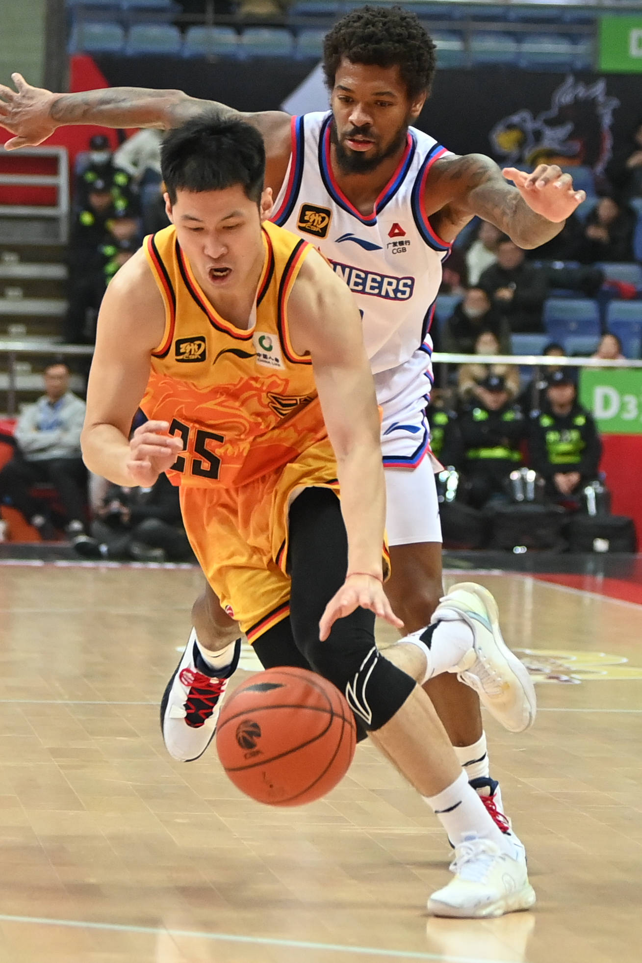 江苏肯帝亚客场失利，辽宁男篮大胜的简单介绍