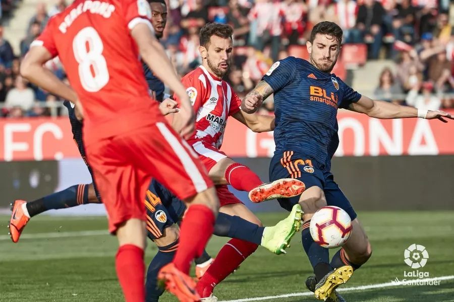 波黑前锋完成帽子戏法,助球队逆转拿下胜利的简单介绍 波黑前锋完成帽子戏法,助球队逆转拿下胜利的简单介绍