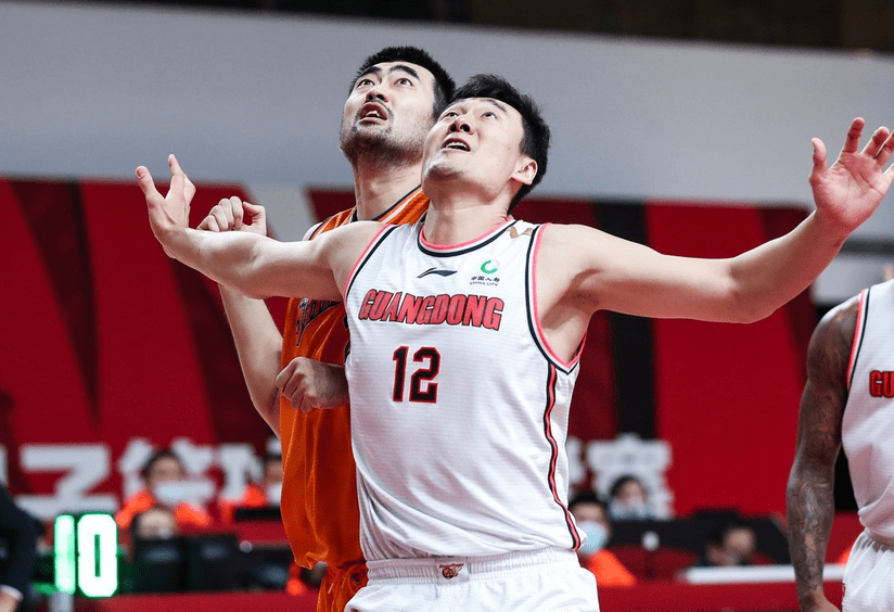 关于精准射门命中率高,对手防线遇挑战的信息 关于精准射门命中率高,对手防线遇挑战的信息